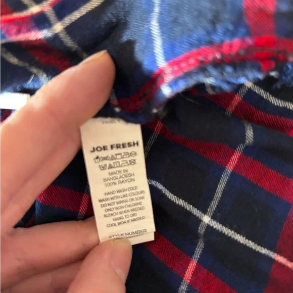 Joe Fresh Flannel-Style Button Down – Size Medium - Picture 7 of 9